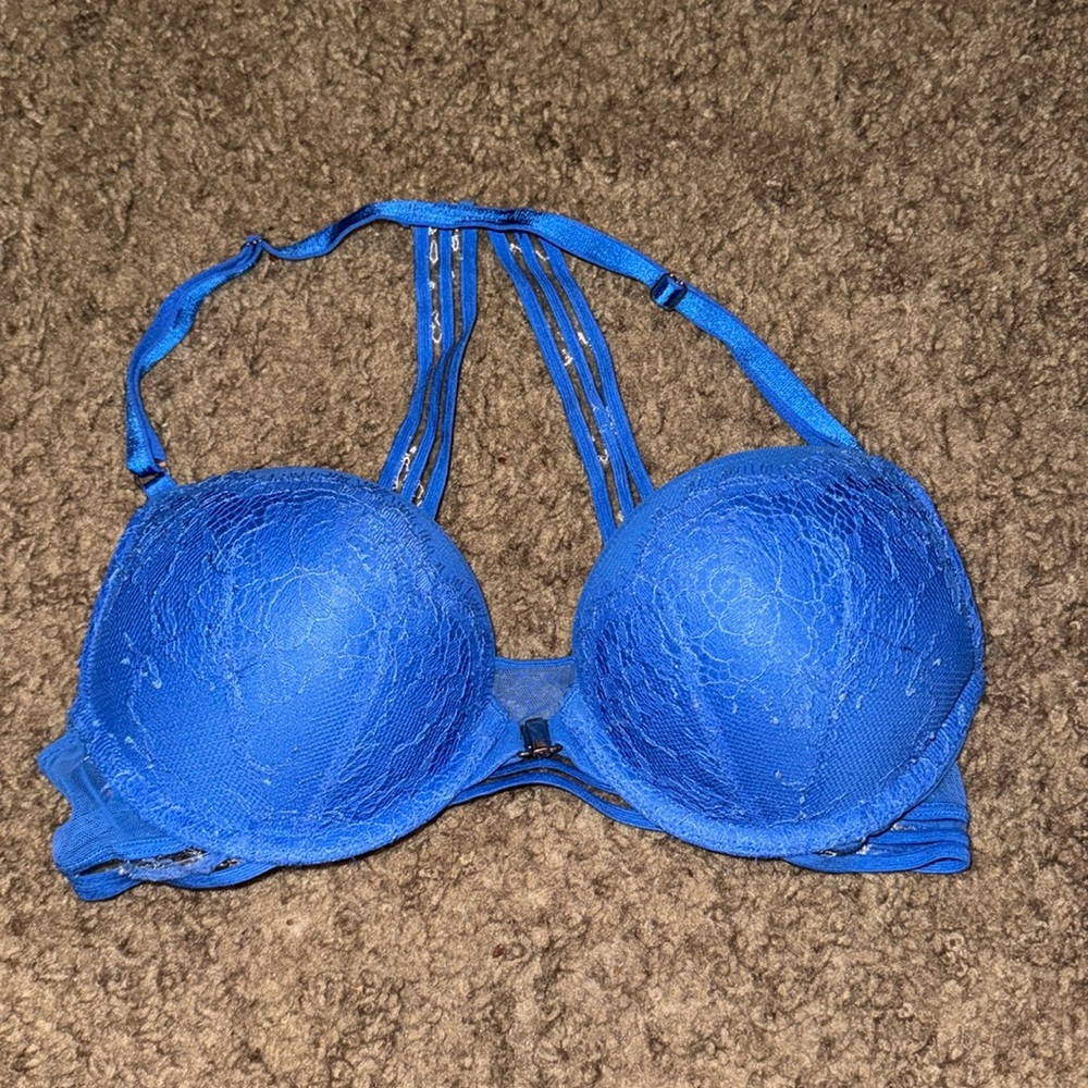 VS Bombshell Push up